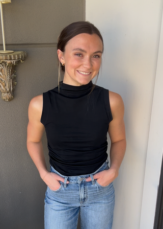 Sculpt Mock Neck