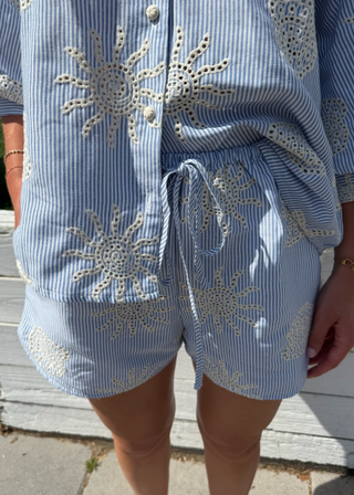 Seaside Stroll Shorts